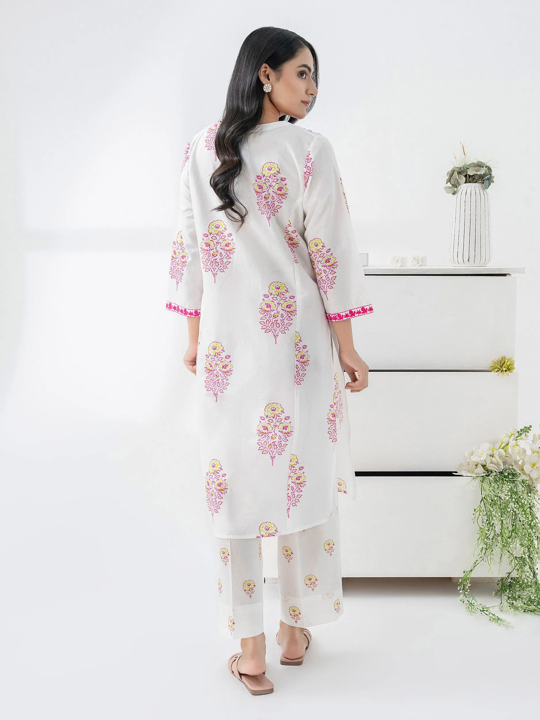 2 Piece Lawn Suit-Embroidered (Pret)