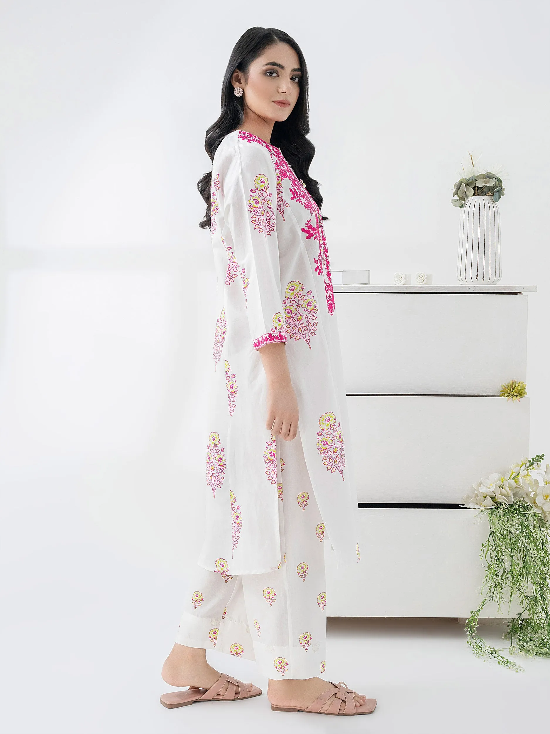 2 Piece Lawn Suit-Embroidered (Pret)