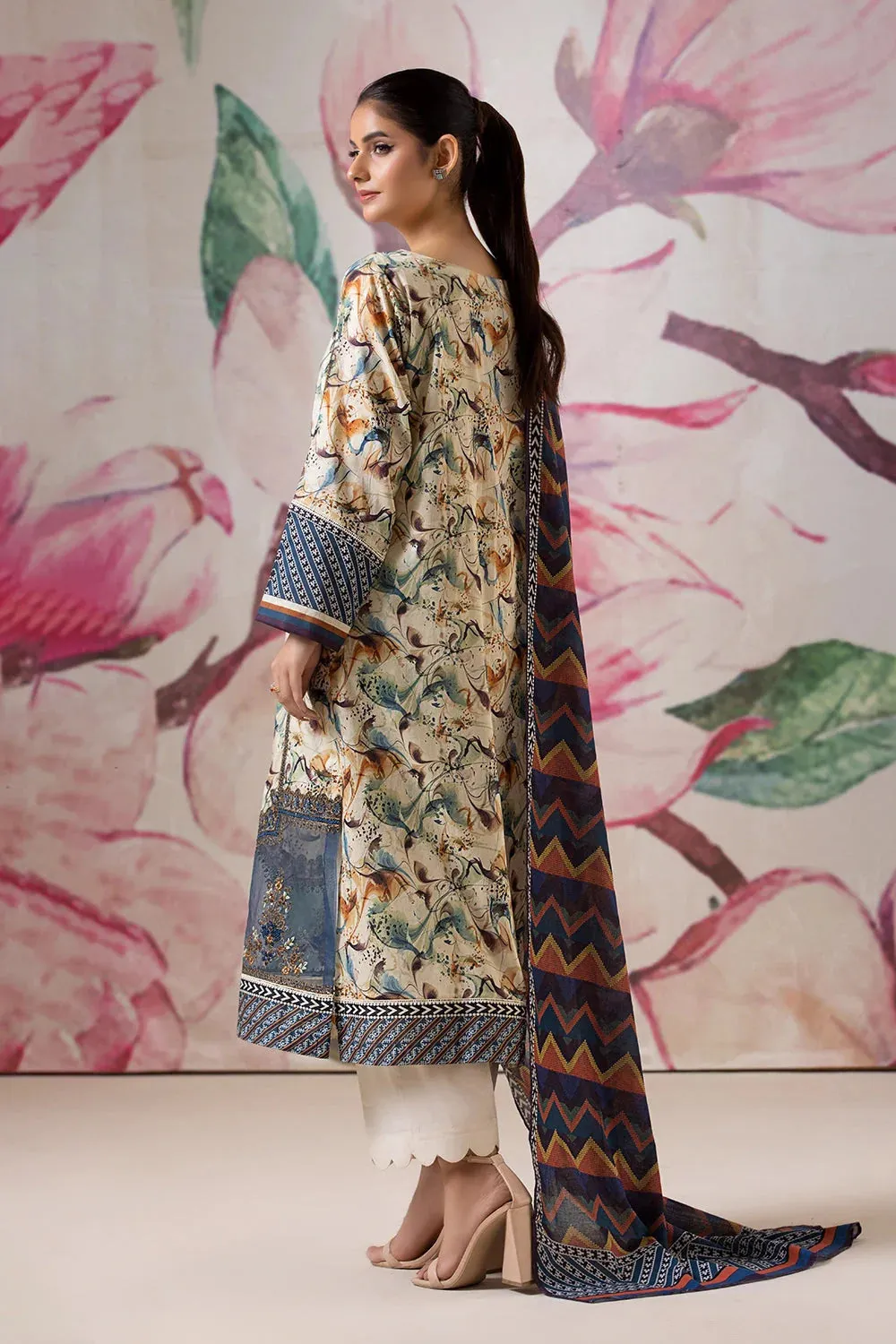 3PC Embroidered Unstitched Lawn Suit KL-2611