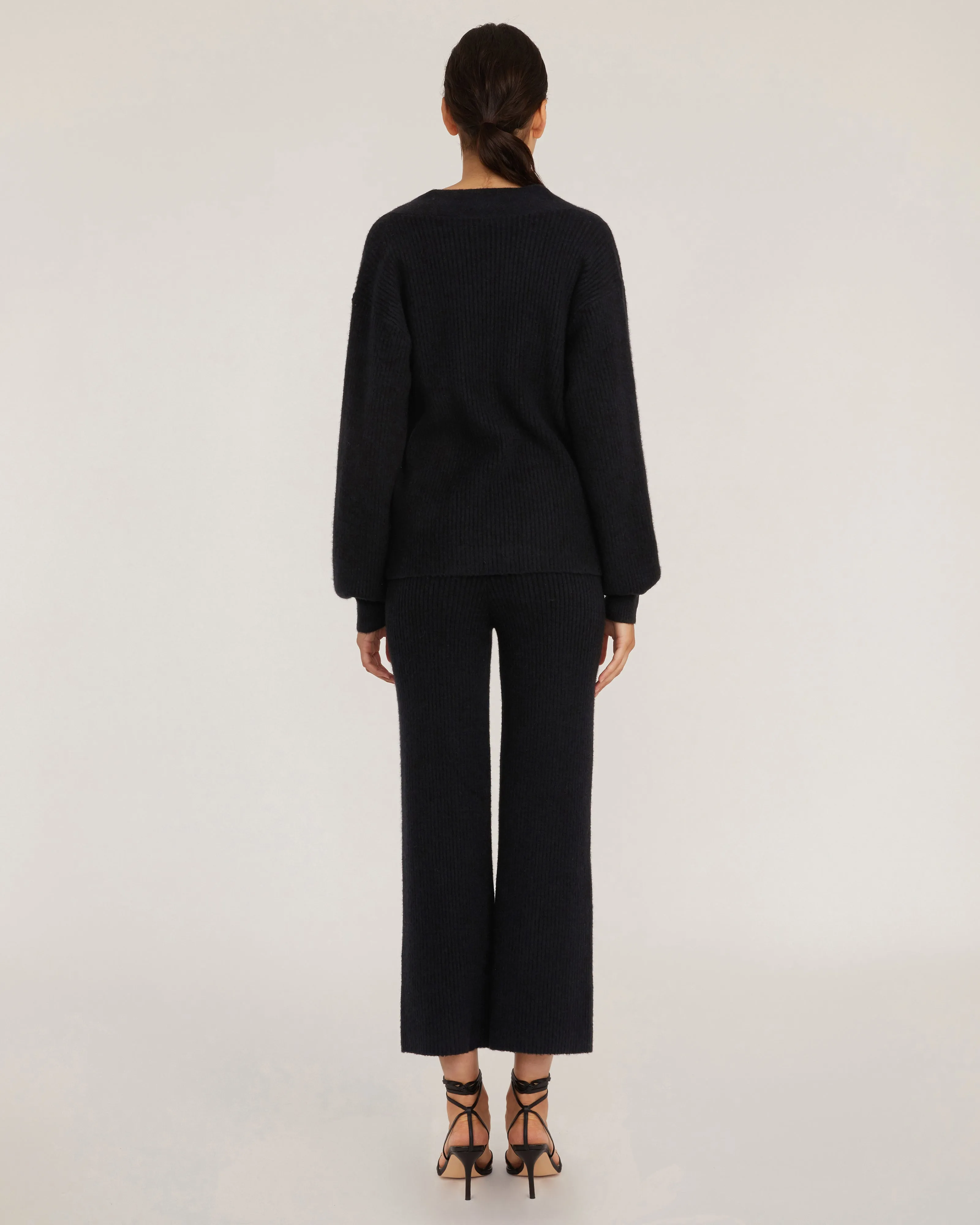 Arie Ribbed Cashmere Blend Pant in Black